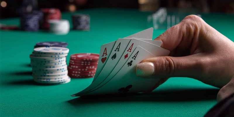 Hướng dẫn chi tiết các chơi Phỏm