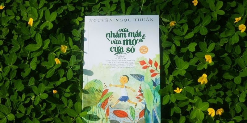 Tình thân là yếu tố chính trong Vừa Nhắm Mắt Vừa Mở Cửa Sổ