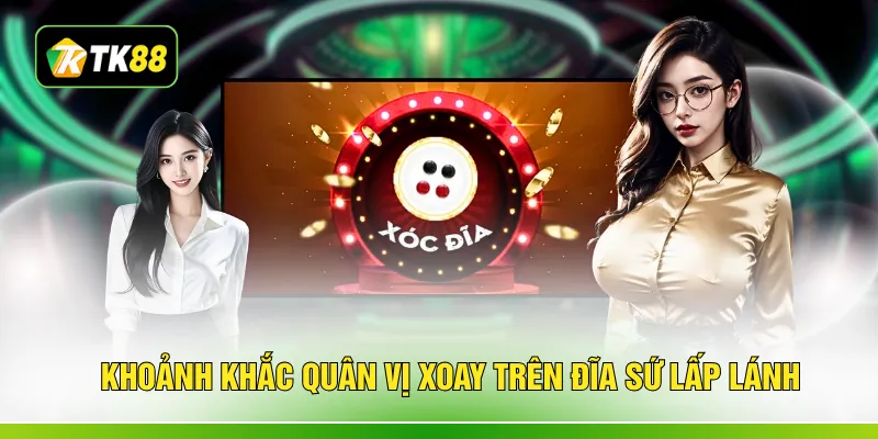 Khoảnh khắc quân vị xoay trên đĩa sứ lấp lánh